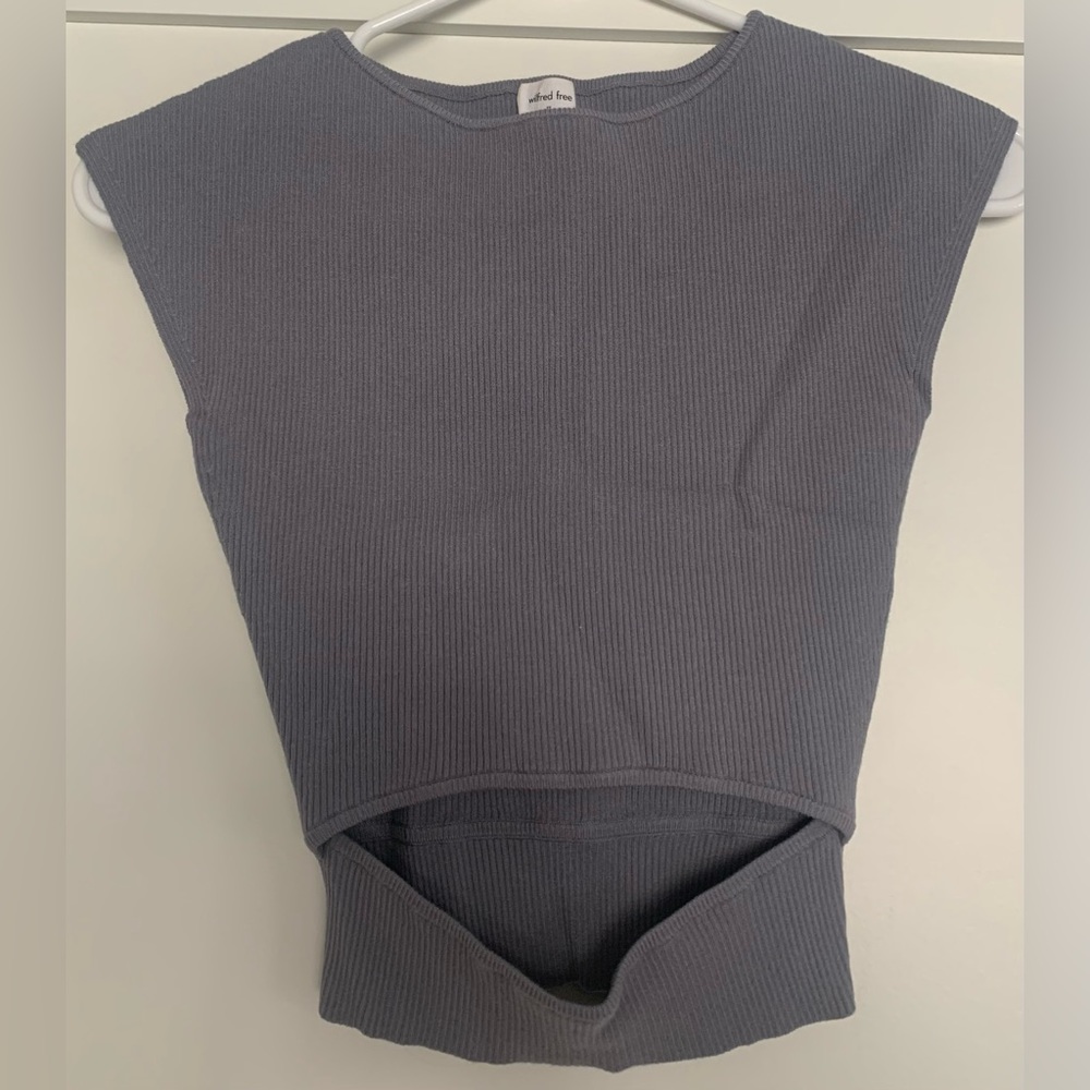 Aritzia Wilfred Free Cut Out Knit Top
